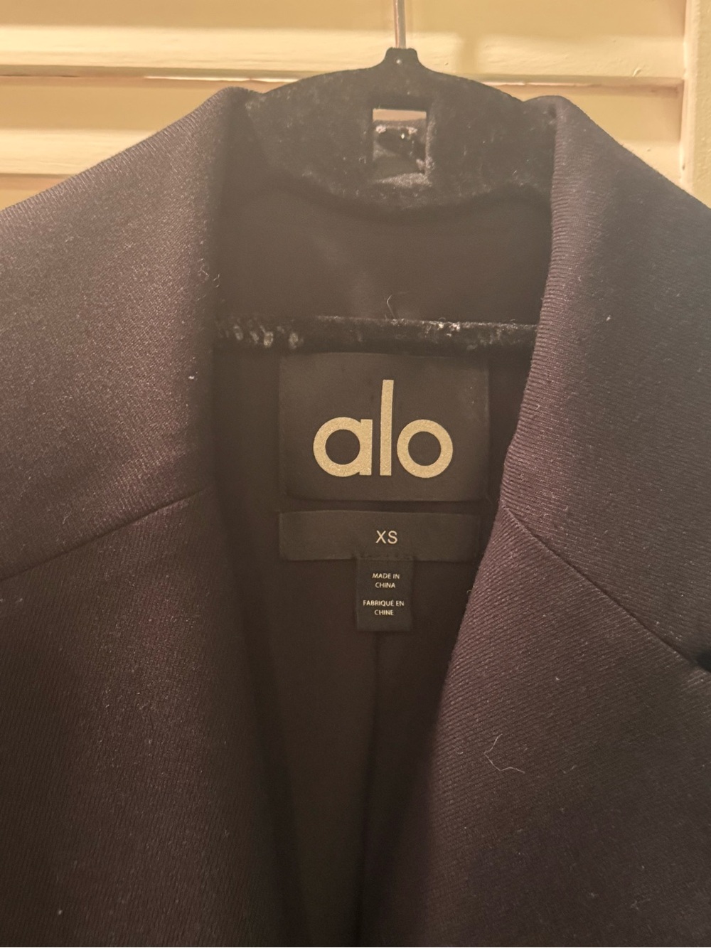 ALO Yoga First-Class Black Blazer - Picture 3 of 5